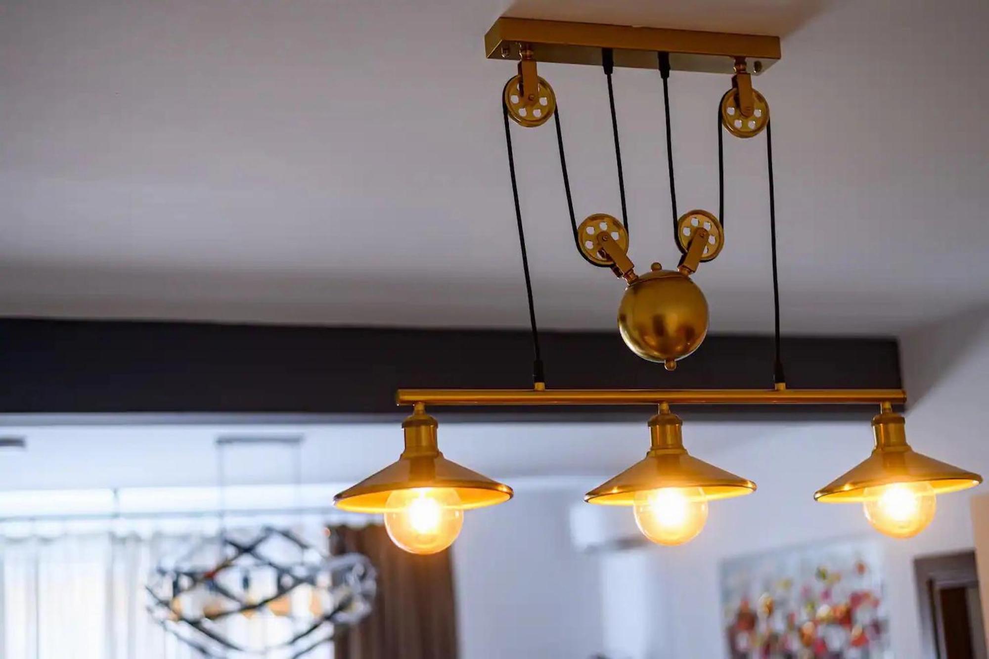 Апартаменты 10 Seconds Away From The Main Street, Free Secured Parking София Экстерьер фото